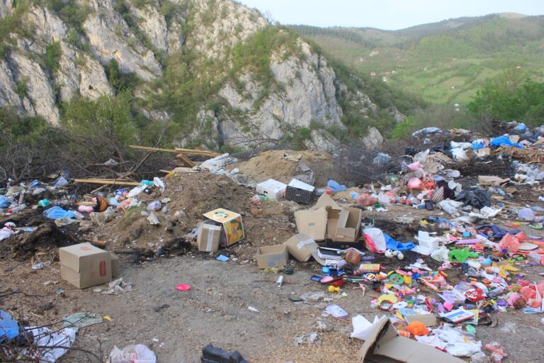 Photo Exhibition “Welcome to the Illegal Dump”